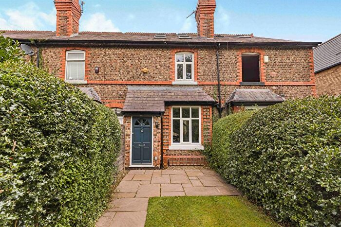 3 Bedroom Terraced House For Sale In Knutsford View, Hale Barns, Altrincham, WA15