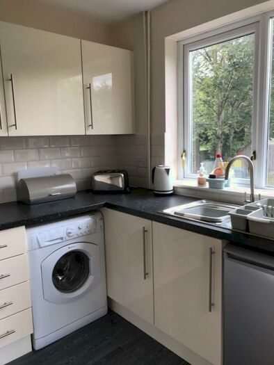 4 Bedroom Terraced House To Rent In Cranford Road, Kingsthorpe, NN2