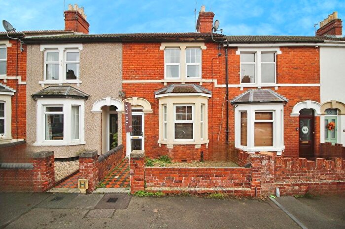 3 Bedroom Terraced House To Rent In Winifred Street, Swindon, SN3