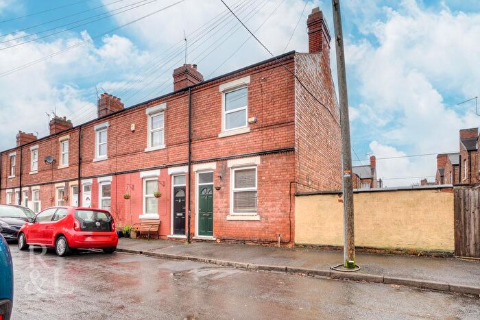 2 Bedroom End Terrace House For Sale In Ferriby Terrace, Nottingham, NG2