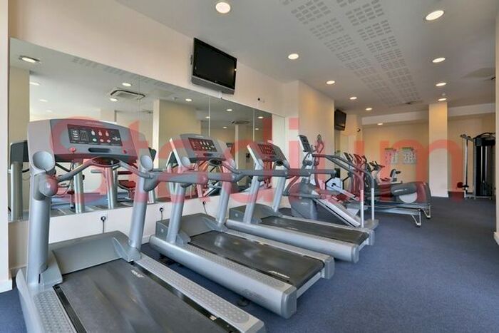 2 Bedroom Flat To Rent In Carronade Court, Vizion, - Energy Rating B, N7