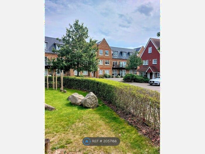2 Bedroom Flat To Rent In Campion Square, Dunton Green, Sevenoaks, TN14