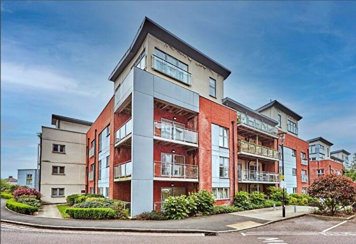3 Bedroom Penthouse For Sale In Charrington Place, St. Albans, Hertfordshire, AL1