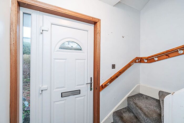 3 Bedroom Terraced House For Sale In Falconer Rise, Livingston, EH54