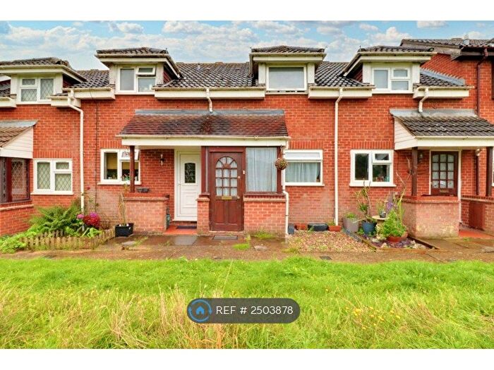 1 Bedroom Terraced House To Rent In Harecastle Close, Hayes, UB4