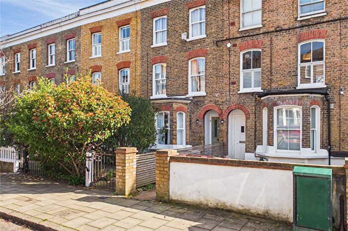 1 Bedroom Flat For Sale In Milton Road, London, SE24