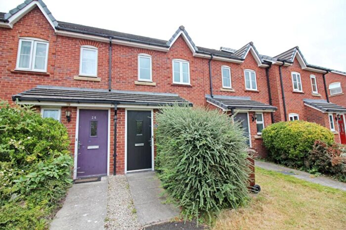 2 Bedroom Town House To Rent In New Bridge Gardens, Bury, BL9