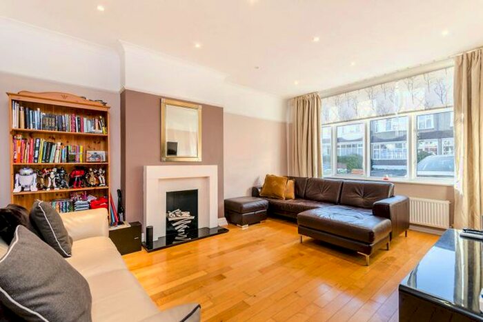 4 Bedroom Terraced House To Rent In Eden Way, Eden Park, Beckenham, BR3
