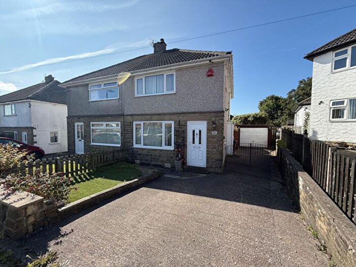 2 Bedroom Semi-Detached House For Sale In Gleanings Avenue, Halifax, Calderdale, HX2