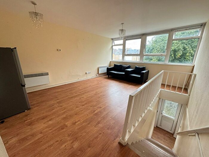 2 Bedroom Flat To Rent In London, E7