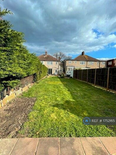 3 Bedroom Semi-Detached House To Rent In Bexley Lane, Sidcup, DA14