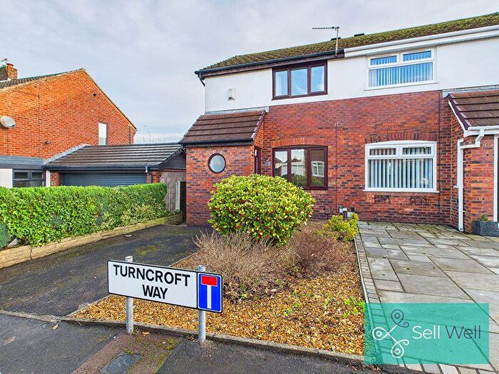 2 Bedroom Semi Detached House For Sale In Turncroft Way, Worsley, Manchester, M28