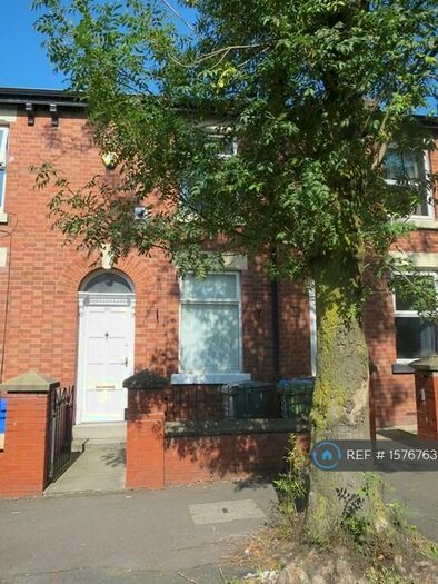 2 Bedroom Terraced House To Rent In Wheler Street, Manchester, M11