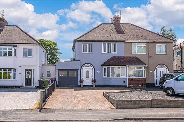 3 Bedroom Semi-Detached House For Sale In Green Lane, Aldersley/Claregate, Wolverhampton, West Midlands, WV6