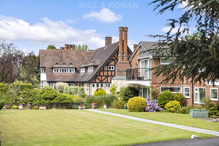 1 Bedroom Retirement Property For Sale In Copsem Lane, Esher, KT10