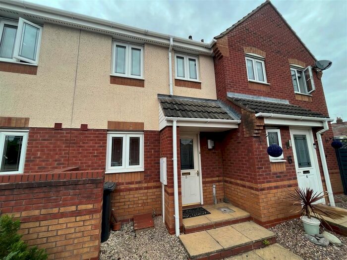 2 Bedroom Terraced House To Rent In Portreath Drive, Nuneaton, CV11