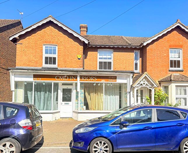 Semi-Detached House For Sale In Trafalgar Road, Horsham, RH12