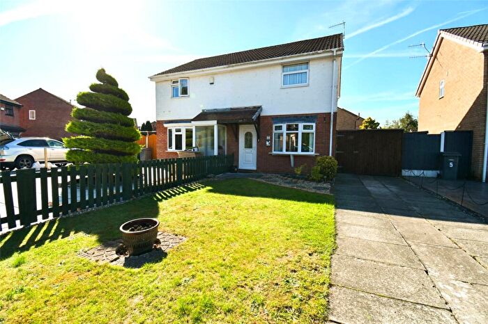 3 Bedroom Semi-Detached House For Sale In Mapleton Close, Prenton, Wirral, CH43