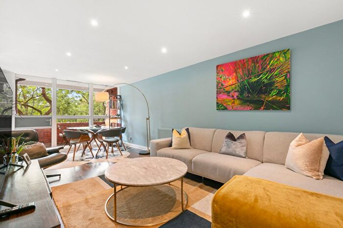 2 Bedroom Flat To Rent In Manneby Prior, Cumming Street, N1