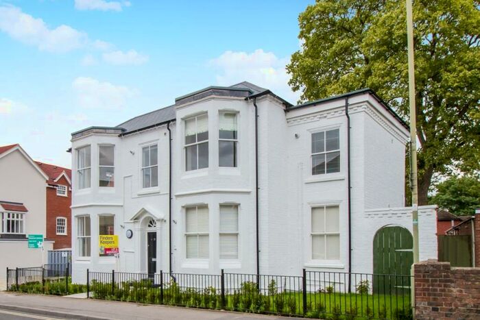 1 Bedroom Flat To Rent In Wallingford Street, Wantage, OX12