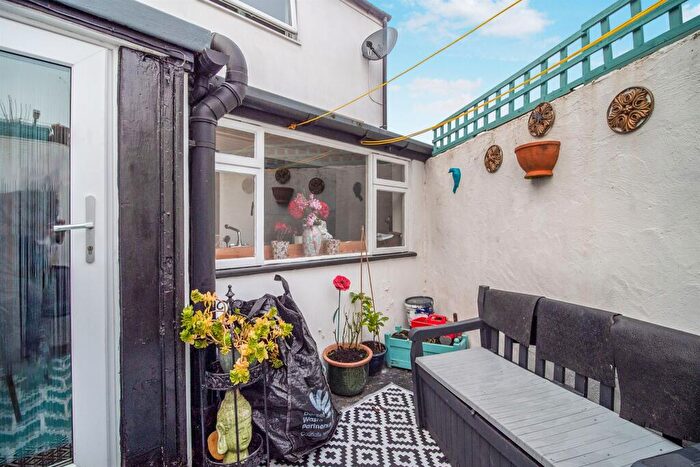 3 Bedroom Terraced House For Sale In Icen Way, Dorchester, DT1
