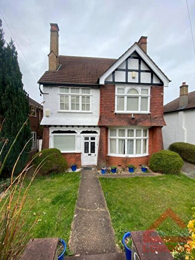 5 Bedroom Detached House To Rent In Heathhurst Road, Sanderstead, South Croydon, CR2