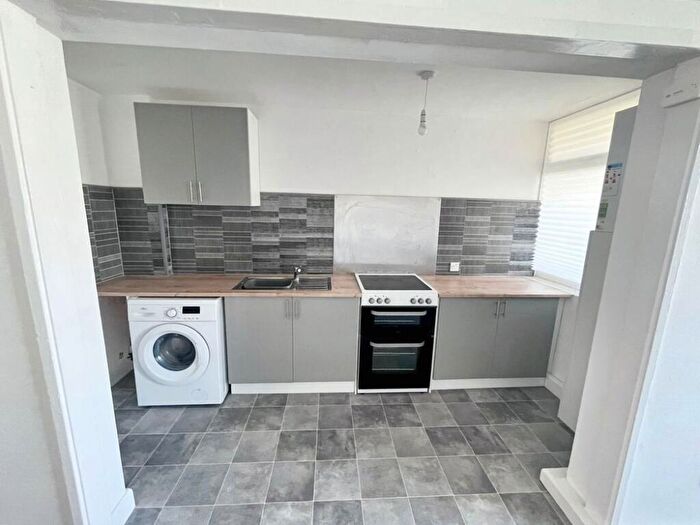 3 Bedroom Apartment To Rent In Waterloo Walk, Washington, Tyne And Wear, NE37