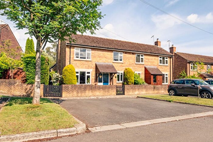 3 Bedroom Semi Detached House For Sale In Bleriot Road, Cheltenham, GL54