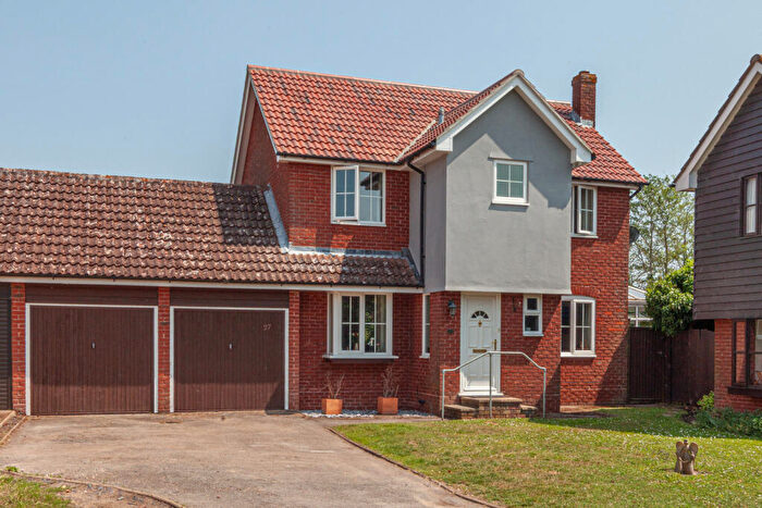 4 Bedroom Detached House For Sale In The Mowbrays, Framlingham, IP13