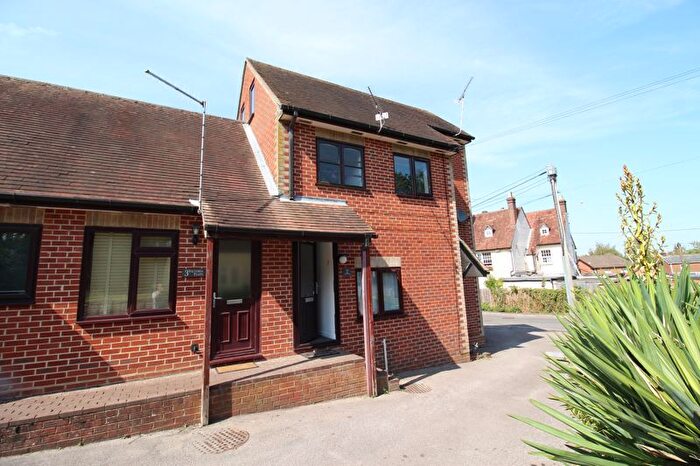 1 Bedroom Flat For Sale In Victoria Road, Bishops Waltham, SO32