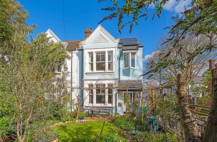 5 Bedroom End Terrace House For Sale In Upper Tulse Hill, SW2