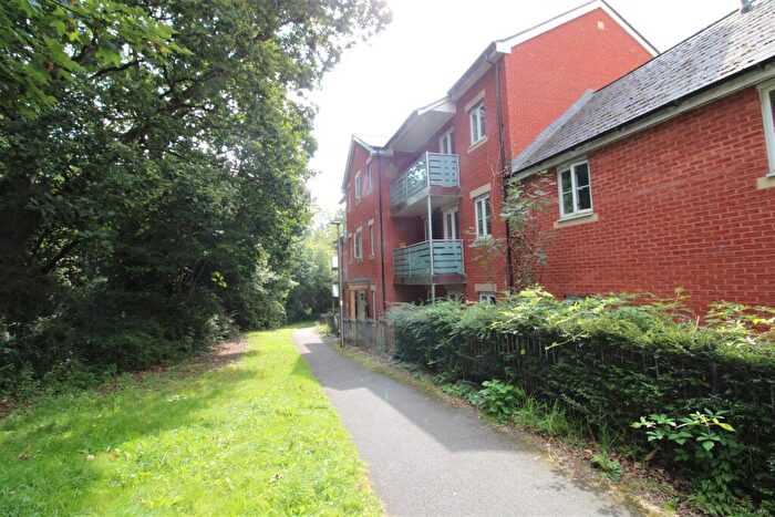 2 Bedroom Flat To Rent In Dart Walk, Exeter, EX2