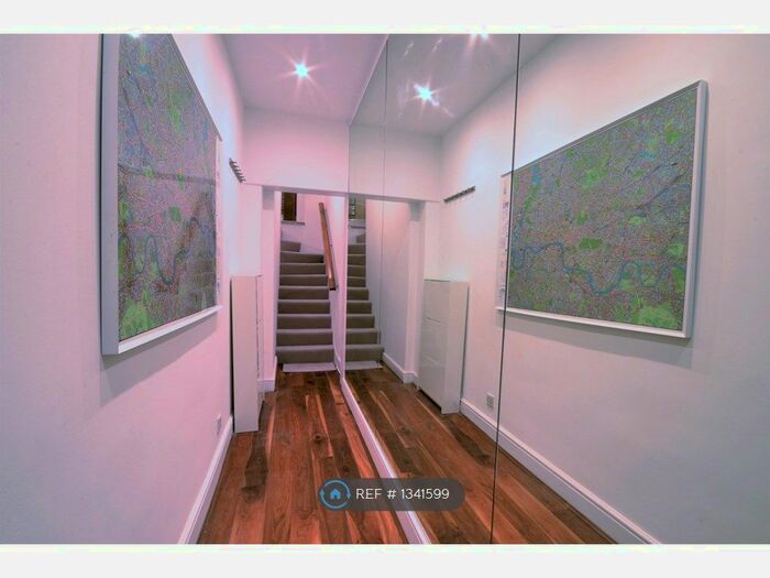 1 Bedroom Flat To Rent In Great Titchfield Street, London, W1W