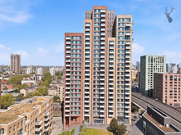 1 Bedroom Property To Rent In Jefferson Plaza, Marner Point, E3