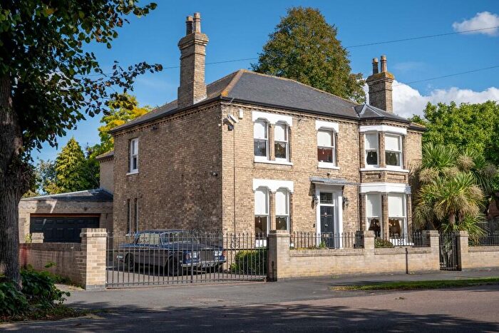 4 Bedroom Detached House For Sale In Wisbech, Cambridgeshire, PE13