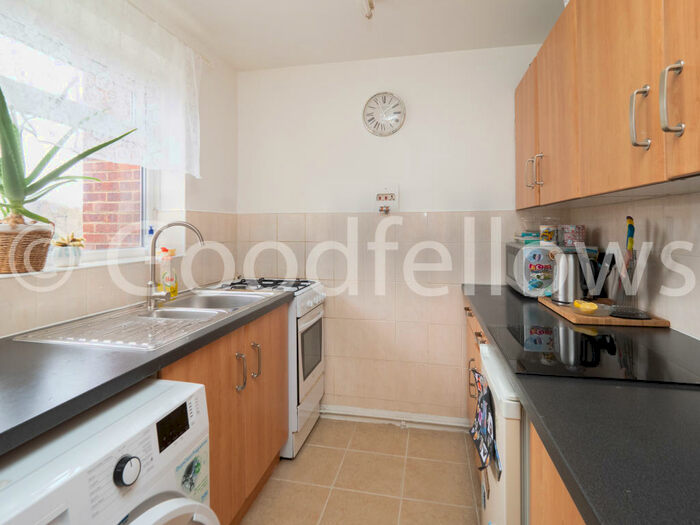 Apartment To Rent In Imperial Gardens, Mitcham, Surrey, CR4