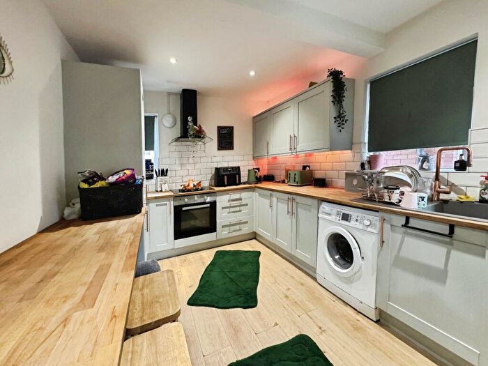 2 Bedroom Semi Detached House For Sale In Shirley Parade, Gomersal, BD19