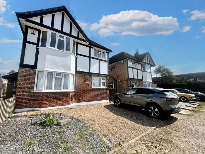2 Bedroom Maisonette To Rent In Faircroft, Slough, SL2
