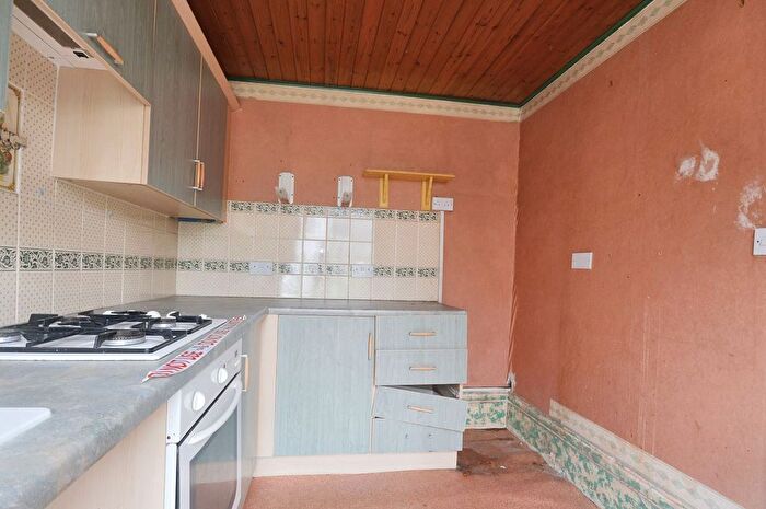1 Bedroom Flat For Sale In Holland Road, London, W14