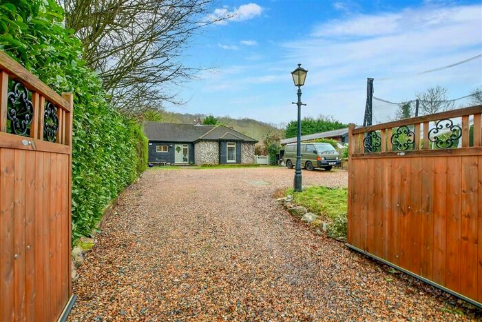 3 Bedroom Bungalow For Sale In Knatts Valley Road, Knatts Valley, Sevenoaks, Kent, TN15