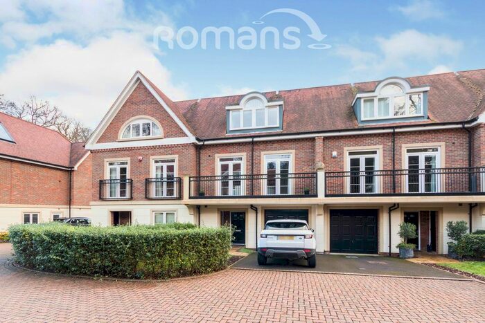 4 Bedroom Terraced House To Rent In Summerwood, Ascot, SL5