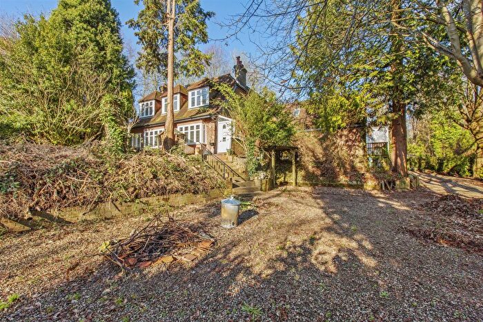 7 Bedroom Detached House For Sale In Lucas Road, High Wycombe, HP13