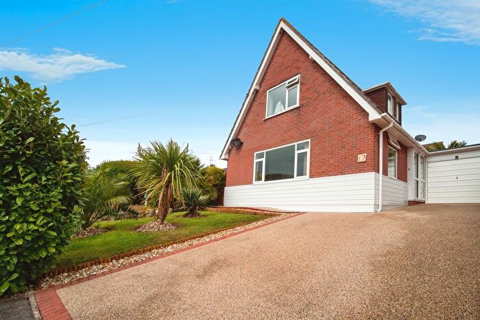 3 Bedroom Detached Bungalow For Sale In Maunsell Avenue, Preston, Weymouth, DT3