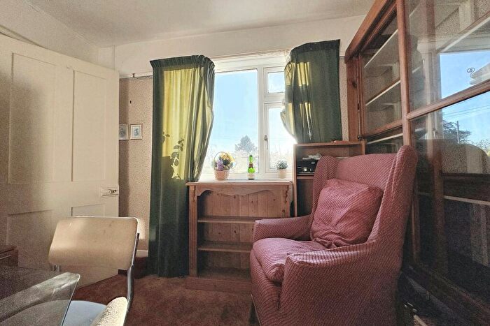 3 Bedroom Terraced House For Sale In Bridport, DT6