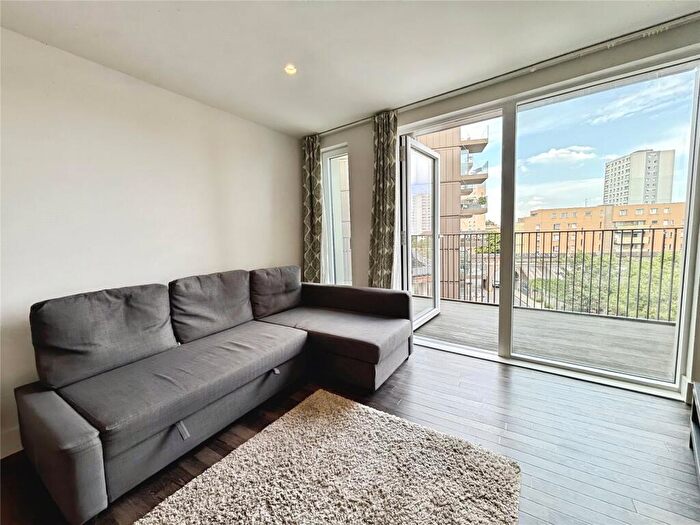 1 Bedroom Flat To Rent In Arklow Road, London, SE14