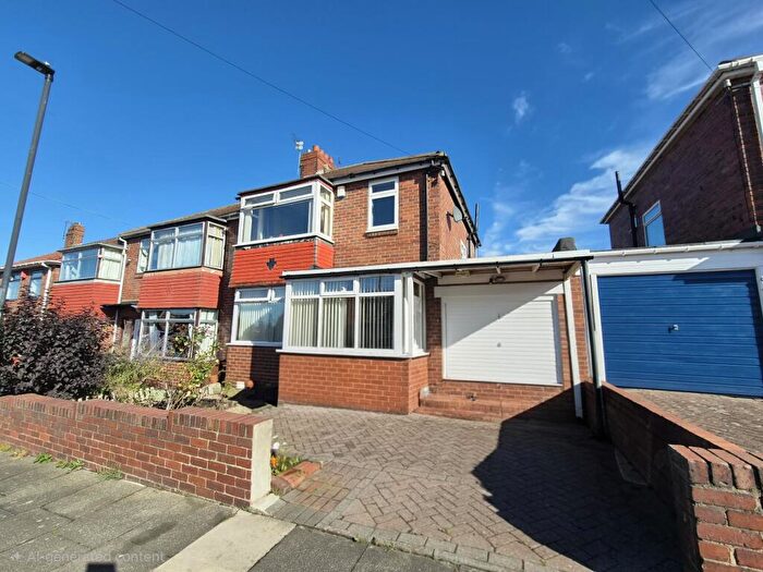 3 Bedroom Semi-Detached House To Rent In Lanercost Drive, Newcastle Upon Tyne, NE5