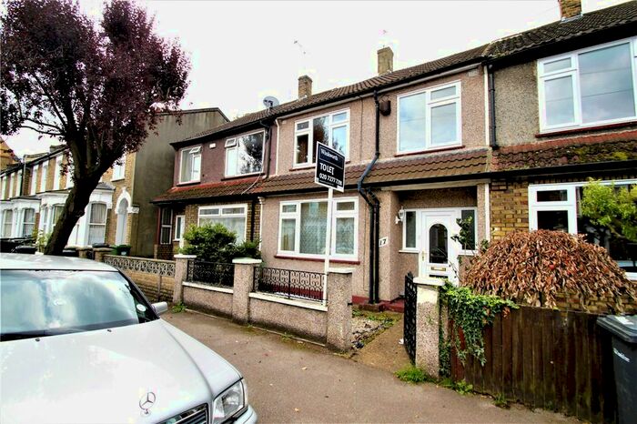 4 Bedroom Terraced House To Rent In Hunsdon Road, London, SE14