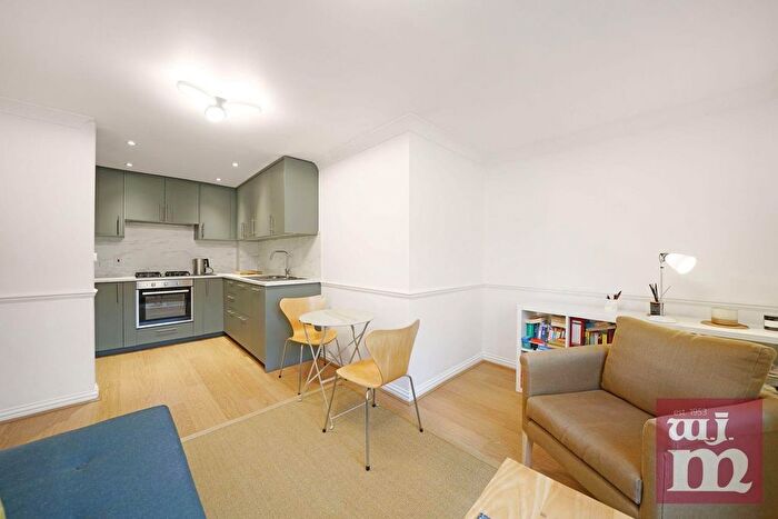 1 Bedroom Flat To Rent In Greencourt, Stepney Green, E1