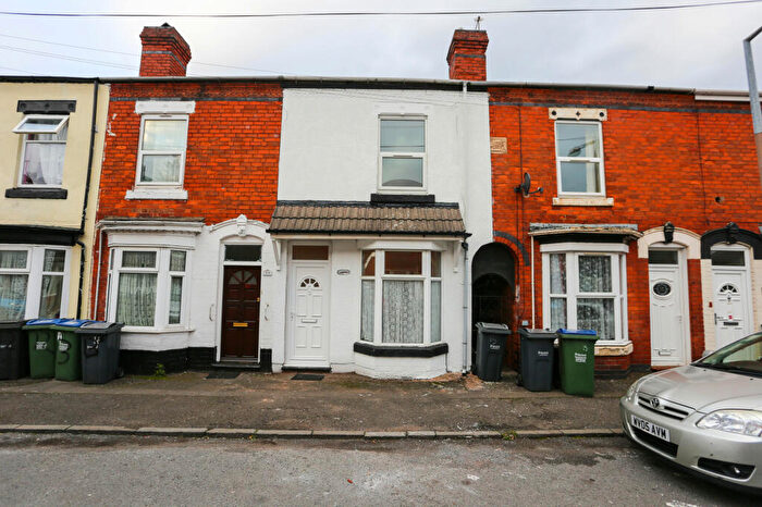 3 Bedroom Terraced House To Rent In Draycott Road, Smethwick, B66