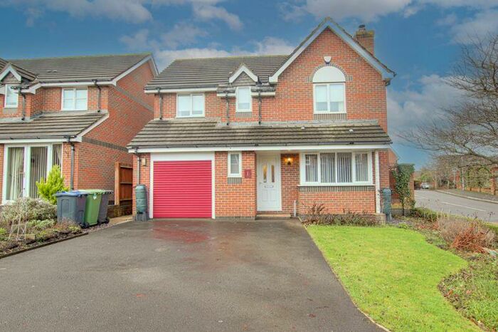 4 Bedroom Detached House To Rent In Alum Close, Trowbridge, BA14